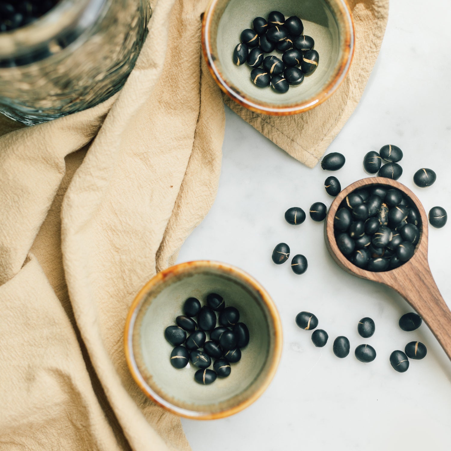 炒黑豆茶 Roasted Black Bean Tea